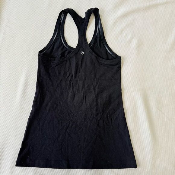 Lululemon Womens Tank Top This Is Yoga Black Gym Workout Casual Stretchy 4 - Picture 2 of 2